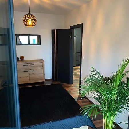 Copper Free Parking Apartment